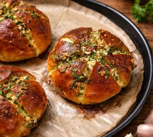 Korean Cream Cheese Butter Garlic Bun