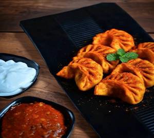 Fried Paneer Tikka Momos[6 Pieces]