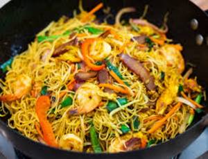 Veg Rice Noodles Singapore Style