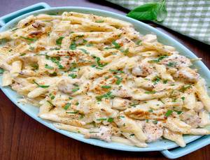 Chicken Alfredo Pasta