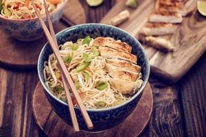 Chicken Hakka Yum Mein