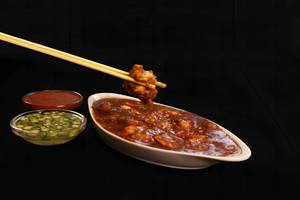 Prawns With Red Pepper Sauce
