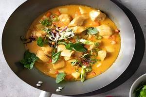 Chicken With Yellow Bean Sauce