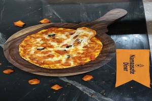 Butter Chicken Pizza