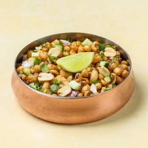 Crispy Lobia Chaat