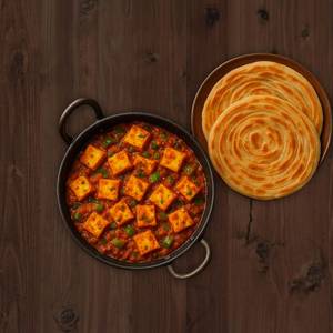 Kadhai Paneer With 2 Laccha Paratha