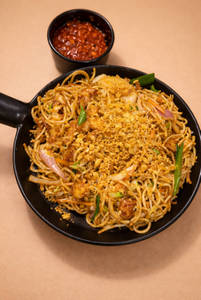 Chicken Chilly Garlic Noodles