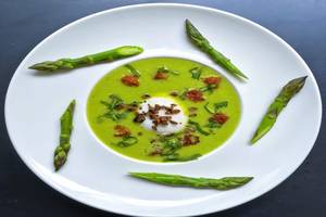 Plain Asparagus Soup