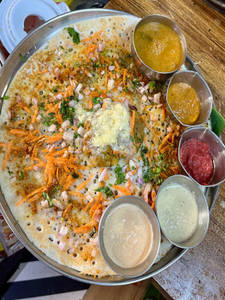 Open Podi Masala Uttapam