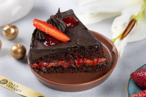 Chocolate Strawberry Pastry
