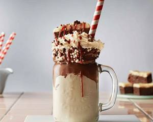 Anni Oreo Freaky Shake