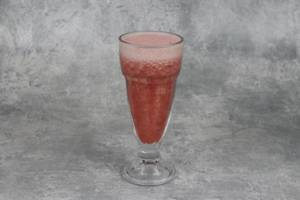 Freshly pressed Mix fruit juice