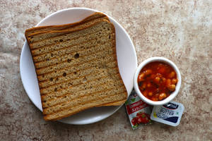 Beans & Whole-wheat Bread Toast