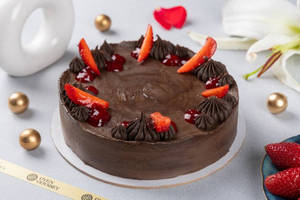 Chocolate Strawberry Cake