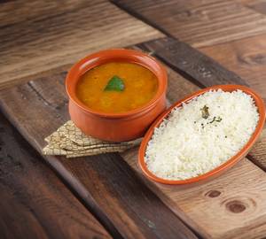 White Rice With Rasam 650Ml Box