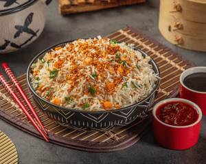 Vegetable Burnt Garlic Fried Rice