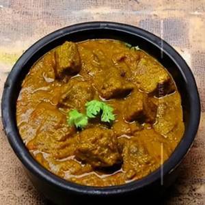 Dhingari Mutter Hara Pyaaz
