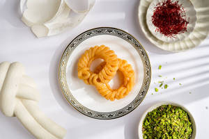 Desi Ghee Imarti (crispy & Juicy)