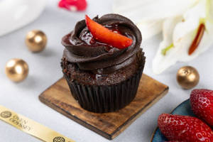 Chocolate Strawberry Cupcakes (2 Pcs)