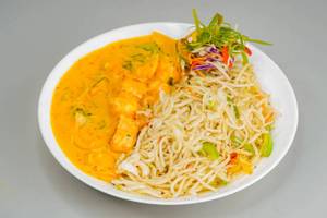 Thai Basil Paneer With Noodles