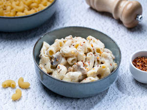 CHICKEN MACROONI CHEESE PASTHA