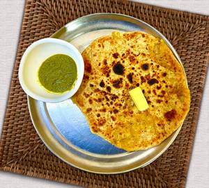 Aloo Pyaaz Paratha