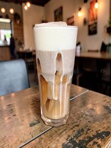 iced latte (brown sugar)