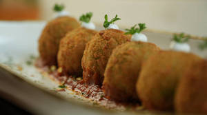 Peri Peri Cheese Chilli Seekh Kebab