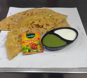 Aloo cheese paratha