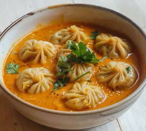 Chicken Jhol Momo (8pcs)