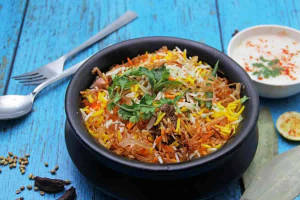 Mutton Biryani With Raita