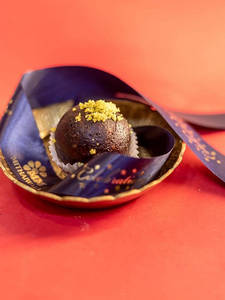 Kala Jamun (dry)