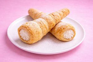 Cream Rolls (big)