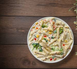 Chicken white sauce pasta