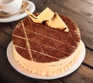 Tiramisu cake