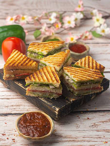 Veg Grill Sandwich (without Cheese)