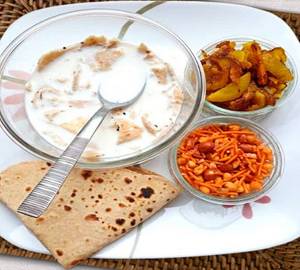 Roti with bhujia