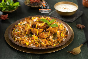 Soya Chaap Biryani With Raita