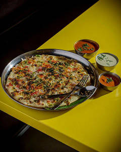 Onion Capsicum Tomato Uttapam