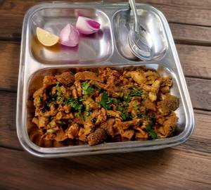 Vazadi Thali