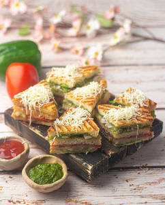 Veg Cheese Grill Sandwich