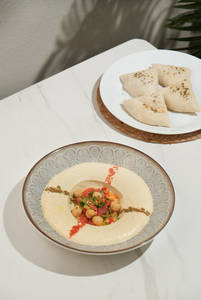 Hummus & Warm Pita