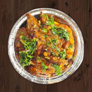 Juicy chilli chicken momos [6 pieces]