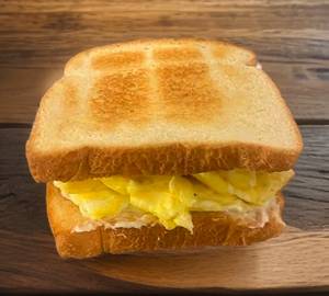 White Bread Egg Scramble (2 Layer)(1 Pcs)