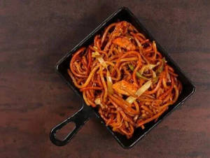 Paneer Chilli Garlic Noodles