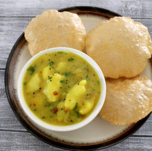 Poori (2 Pcs)