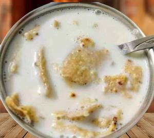 Hot milk [1 glass] with 6 roti