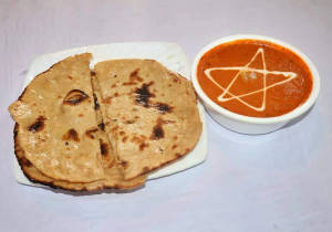Butter Chicken (boneless) + 2 Butter Roti