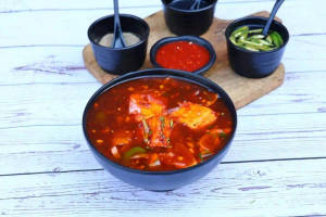 Chilli Paneer Gravy (10pcs)