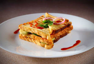 Veg Grilled Sandwich